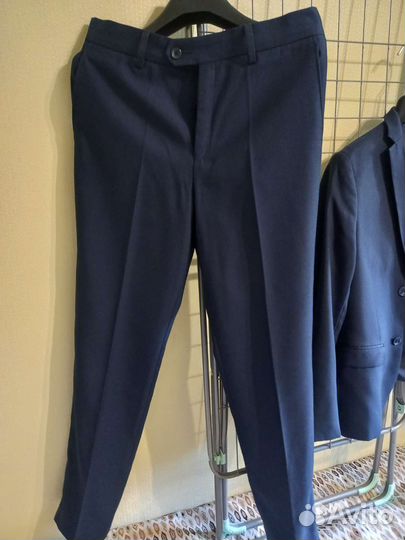 Школьный костюм