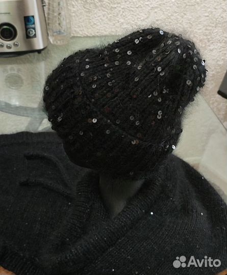 Шапка из пуха норки с королевскими пайетками