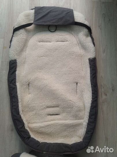 Меховой конверт в коляску овчина