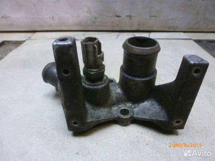 Фланец системы охлаждения Ford Fusion 1.4 2004