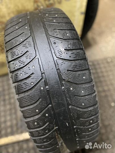 Bridgestone Ice Cruiser 7000 225/55 R17