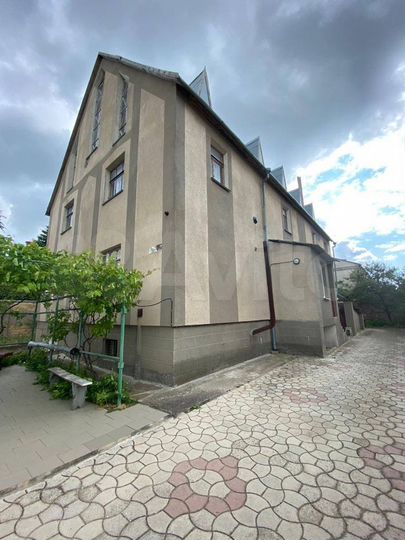 Гостиница, 580 м²