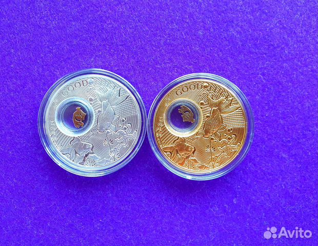 Монета золотая рыбка