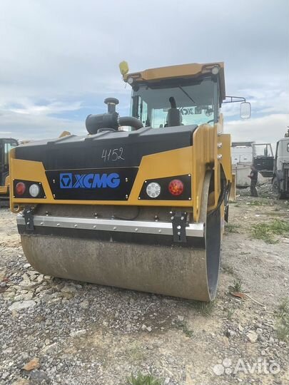 Дорожный каток XCMG XD83, 2022
