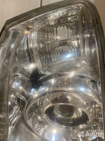 Фара правая Mitsubishi L200