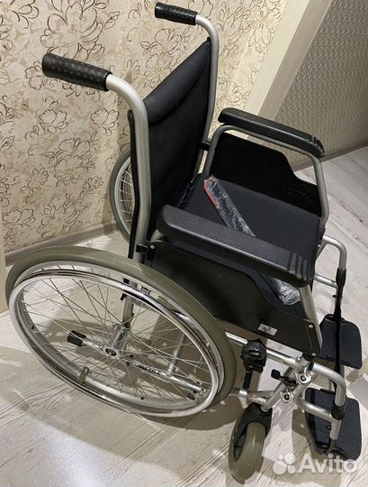 Коляска инвалидная
