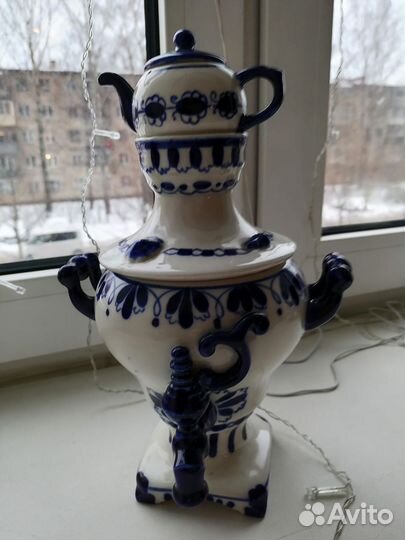 Гжель часы, посуда, рисовый фарфор