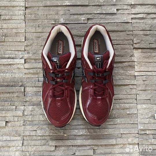 Кроссовки New Balance 1906R