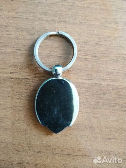 Брелок Mitsubishi