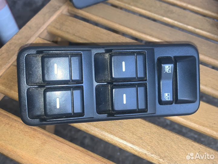 Блок управления стелоподъемниками Land Range Rover