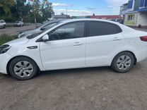 Kia Rio 1.6 AT, 2012, 200 000 км, с пробегом, цена 800 000 руб.