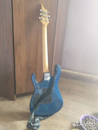 Электро гитара с комбиком