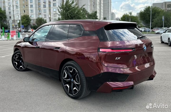 BMW iX AT, 2023, 3 900 км