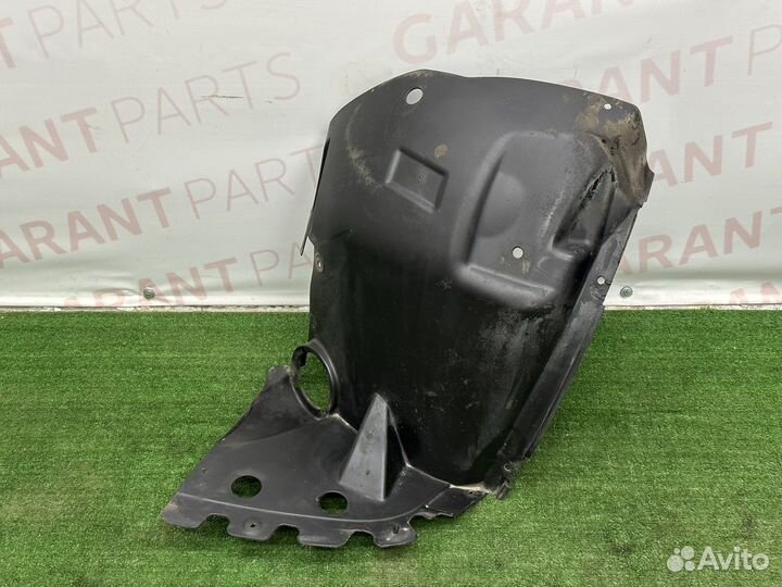 Подкрылок локер передний левый Cadillac CTS 08-13