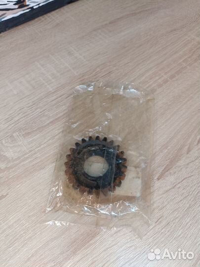 Шестерня Yamaha YZ250 5JG-17221-10-00