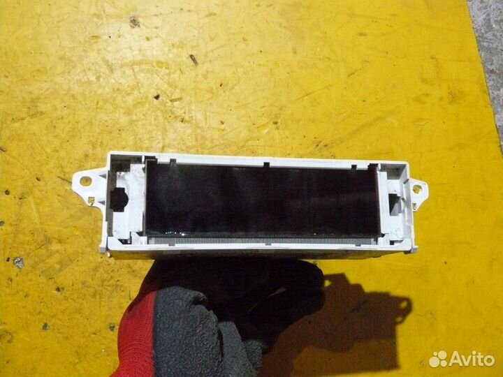 Дисплей для Peugeot 307