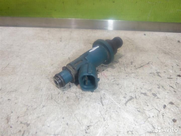 Форсунка инжекторная Тойота Хайлендер
