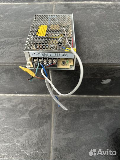 Адаптер блок питания 12v бу
