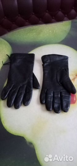 Женская кепка натуральная кожа, перчатки н. к 7