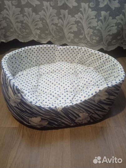 Лежанки для собак и кошек