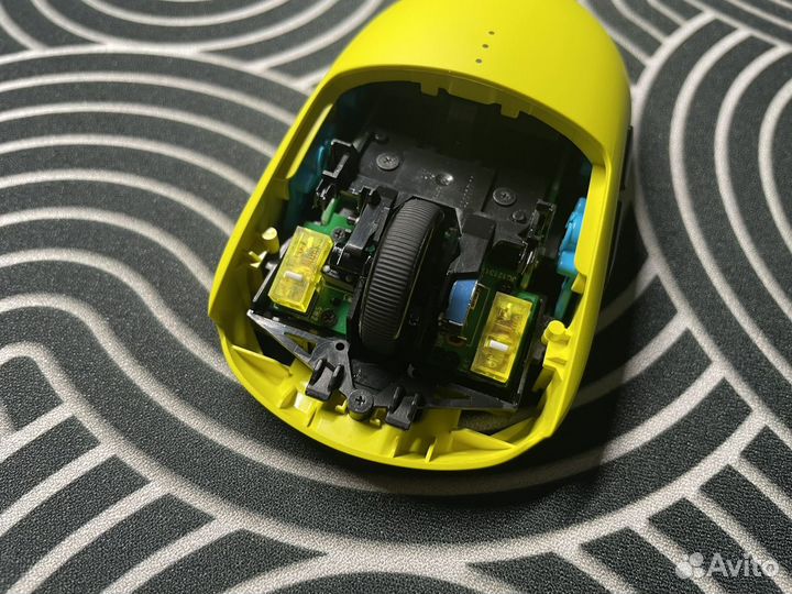 Logitech g pro wireless yellow