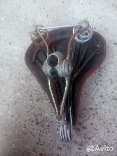 Седло для велосипеда кожаное СССР