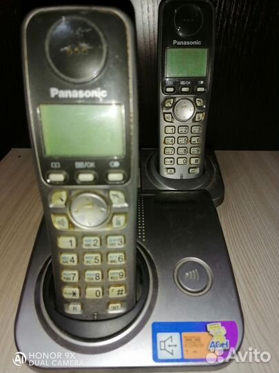 Panasonic телефон с двумя трубками