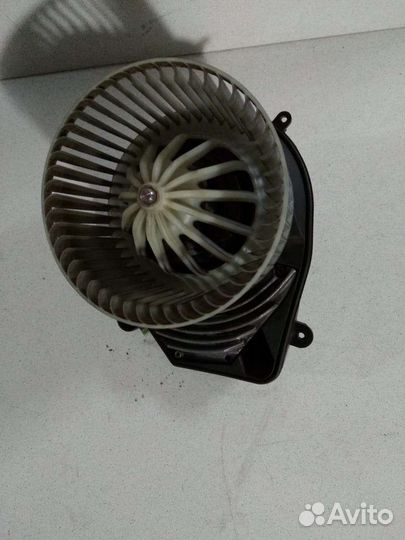 Моторчик отопителя печки Audi A4 B5 VAG