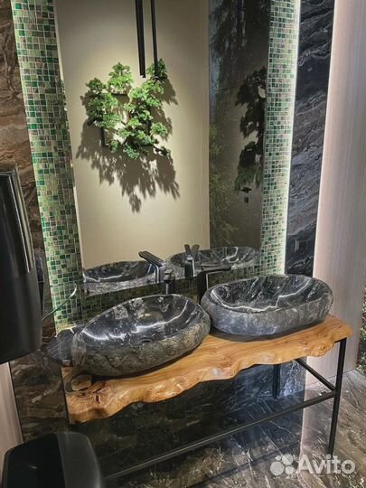 Стол обеденный из массива дерева