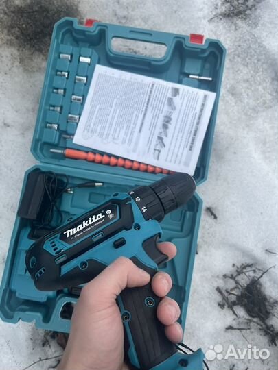 Шуруповерт makita 48v новый