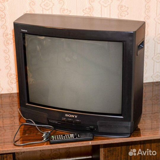 Продам телевизоры на запчасти