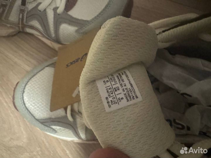 Кроссовки asics 42 размер