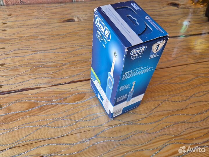 Зубная щетка oral b