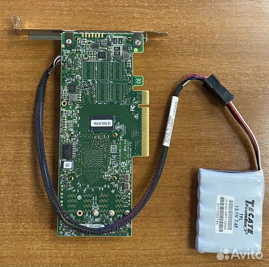 Lenovo 930-8i (LSI 9460-8i) + CacheVault cvpm05