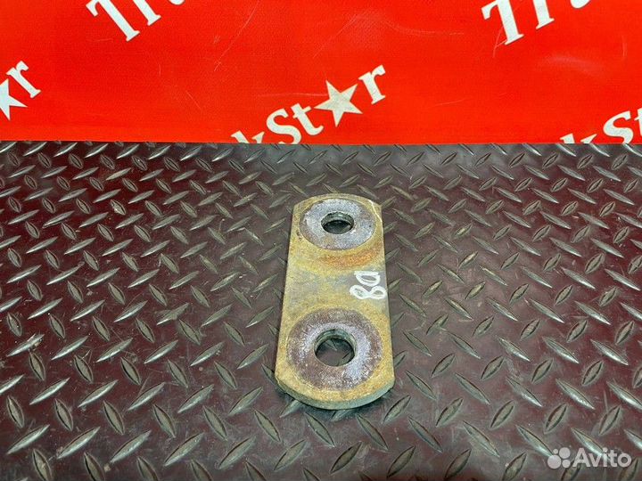 Серьга рессоры передней