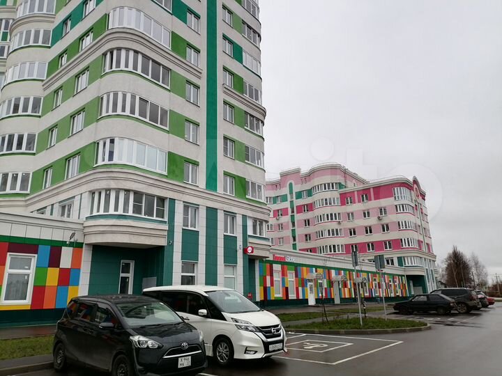 2-к. квартира, 50,7 м², 1/9 эт.