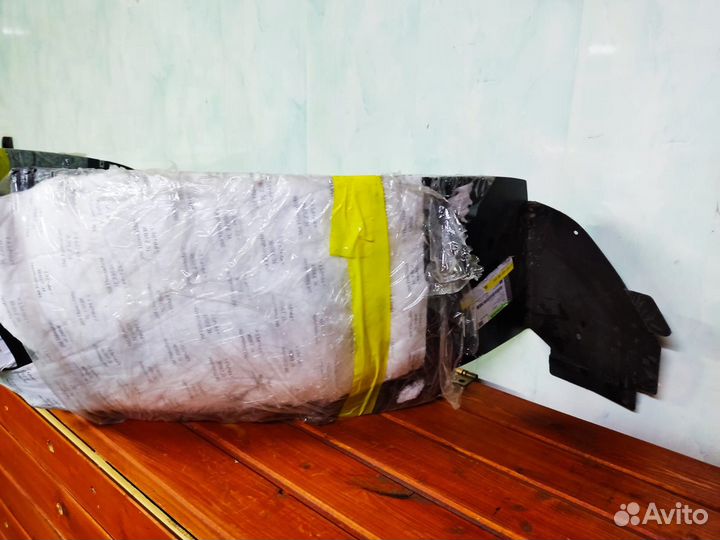 Подкрылок передний левый Chevrolet Captiva C140