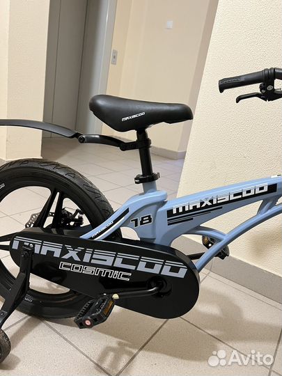 Велосипед maxiscoo cosmic deluxe 18