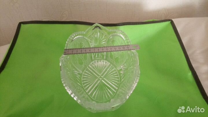 Хрустальная ваза