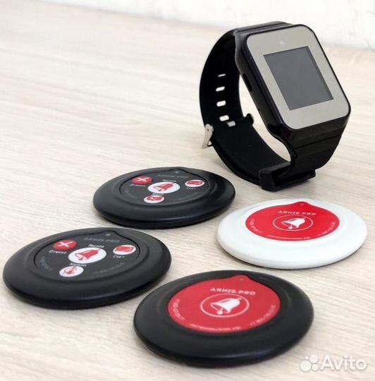 Кнопка вызова персонала и часы пейджер официанта