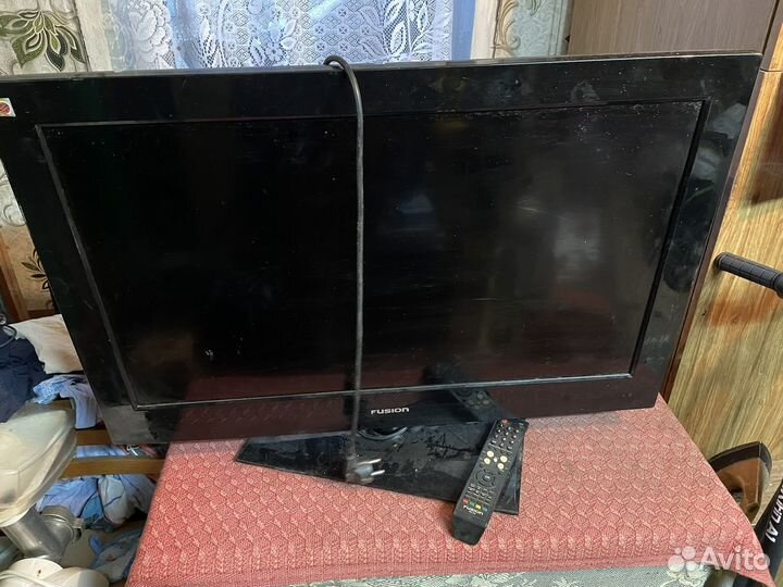 Телевизор на запчасти
