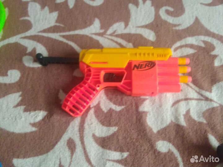 Nerf пистолет машинка на радиоуправлении роблокс
