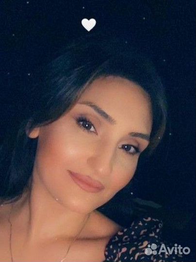 Мастер ногтевого сервиса и стилист парикмахер