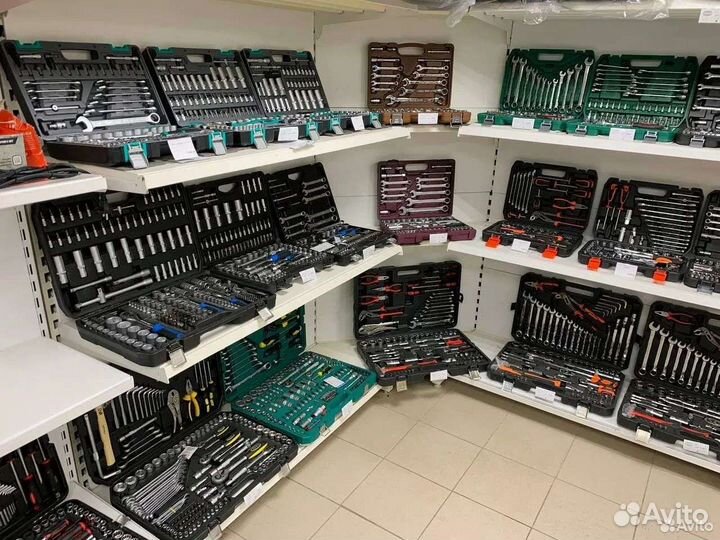 Набор инструментов для автомобиля