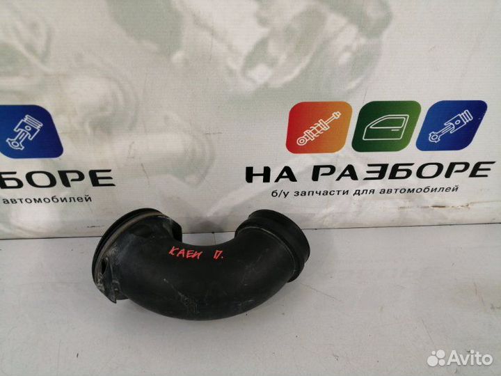 Патрубок воздушного фильтра правый Porsche Cayenne