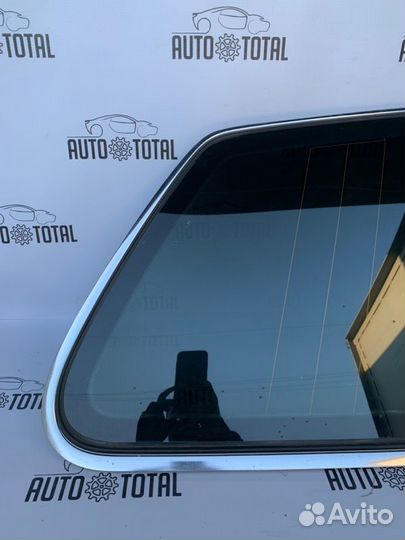 Стекло заднее правое Volkswagen Touareg 7L7 BAC