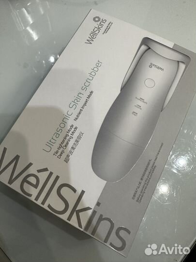 Прибор по уходу за кожейUltrasonic skin Scrubber