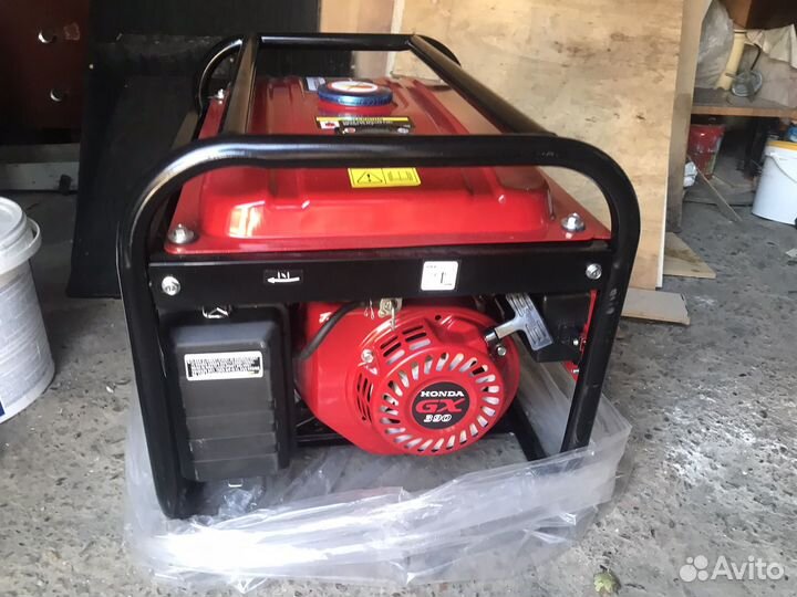 Бензиновый генератор