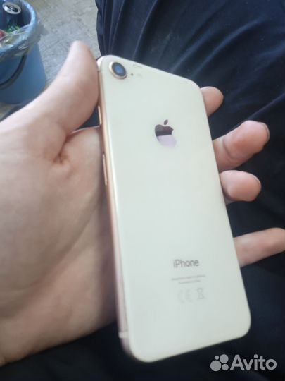 iPhone 8, 64 ГБ