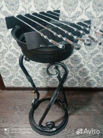 Мангал с шампурами